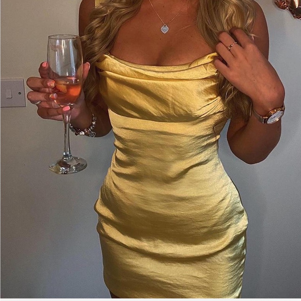 Oh Polly Yellow Knot A Mirage satin Mini Dress - Picture 3 of 9